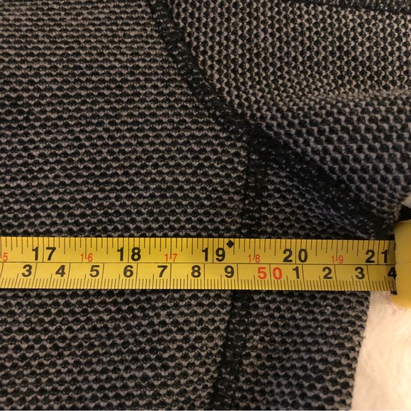 EDDIE BAUER GREY HIGH NECK ZIP-UP FLEECE. SIZE (M) - Picture 13 of 15